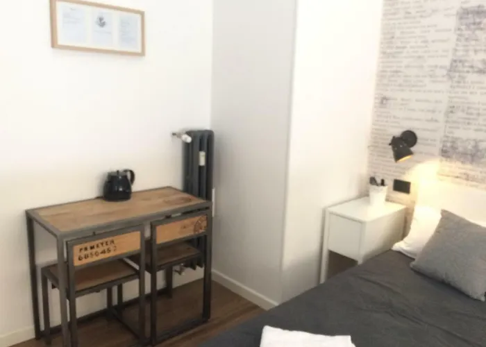 Konukevi Eternal Roma