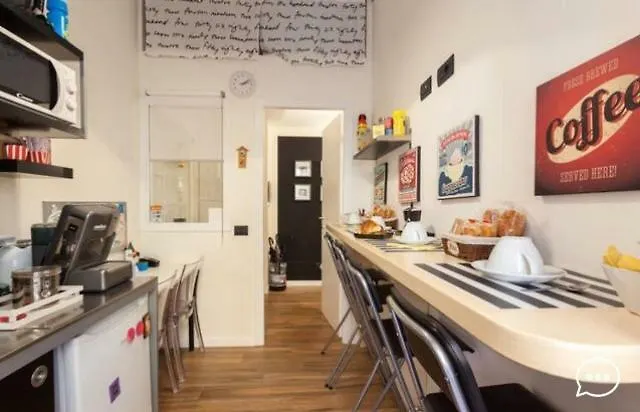 Eternal Konukevi Roma