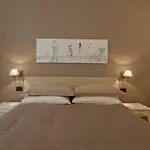 罗马永恒城市公寓 招待所 4*